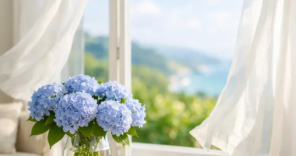 Salón decorado estilo primavera 2026 con mucha luz natural en Cantabria.